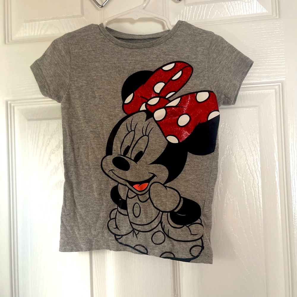 Minnie Mouse tee size 3t